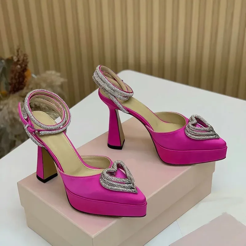 Plataforma de cristal amor dec - Casual Sandal Leather avaliação e preço
