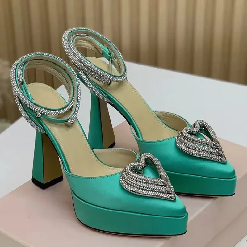 Plataforma de cristal amor dec - Casual Sandal Leather avaliação e preço